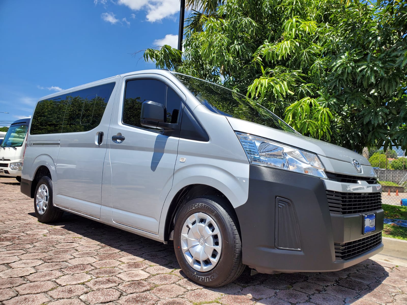 Vaquerano Rent a Car Bienvenidos